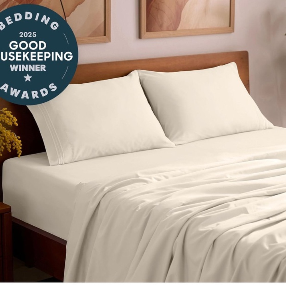 ❗️SOLD OUT ❗️ Mellanni Luxury Cream Bedding 4pc Set